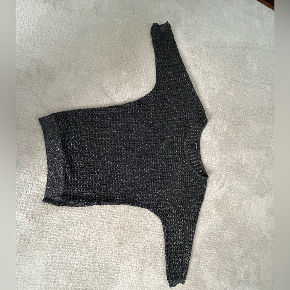 Express open weave with metallic thread 3/4 sleeve
